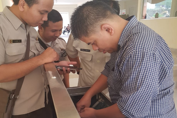 Mengembangkan Tiket Elektronik Untuk Pariwisata Anugerah Putra Bukan Hanya SISMIOP 